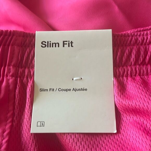 Nike Women’s Dri-Fit Laser Woven V Short! - Picture 4 of 8